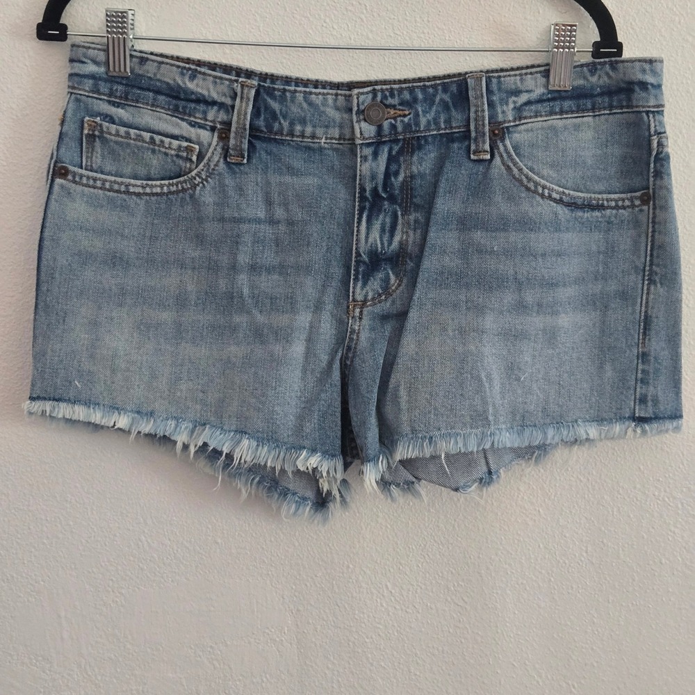 Lucky Brand The Cut Off Denim Shorts Medium Wash Frayed Hem Size 10 30 NWT